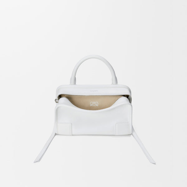 【超特価アウトレットセール！】今話題の人気商品 |大幅割引実施中LOEWE ロエベ アマソナ180 バッグ ミニ（ソフトカーフ）★大特価 SPECIAL SALE